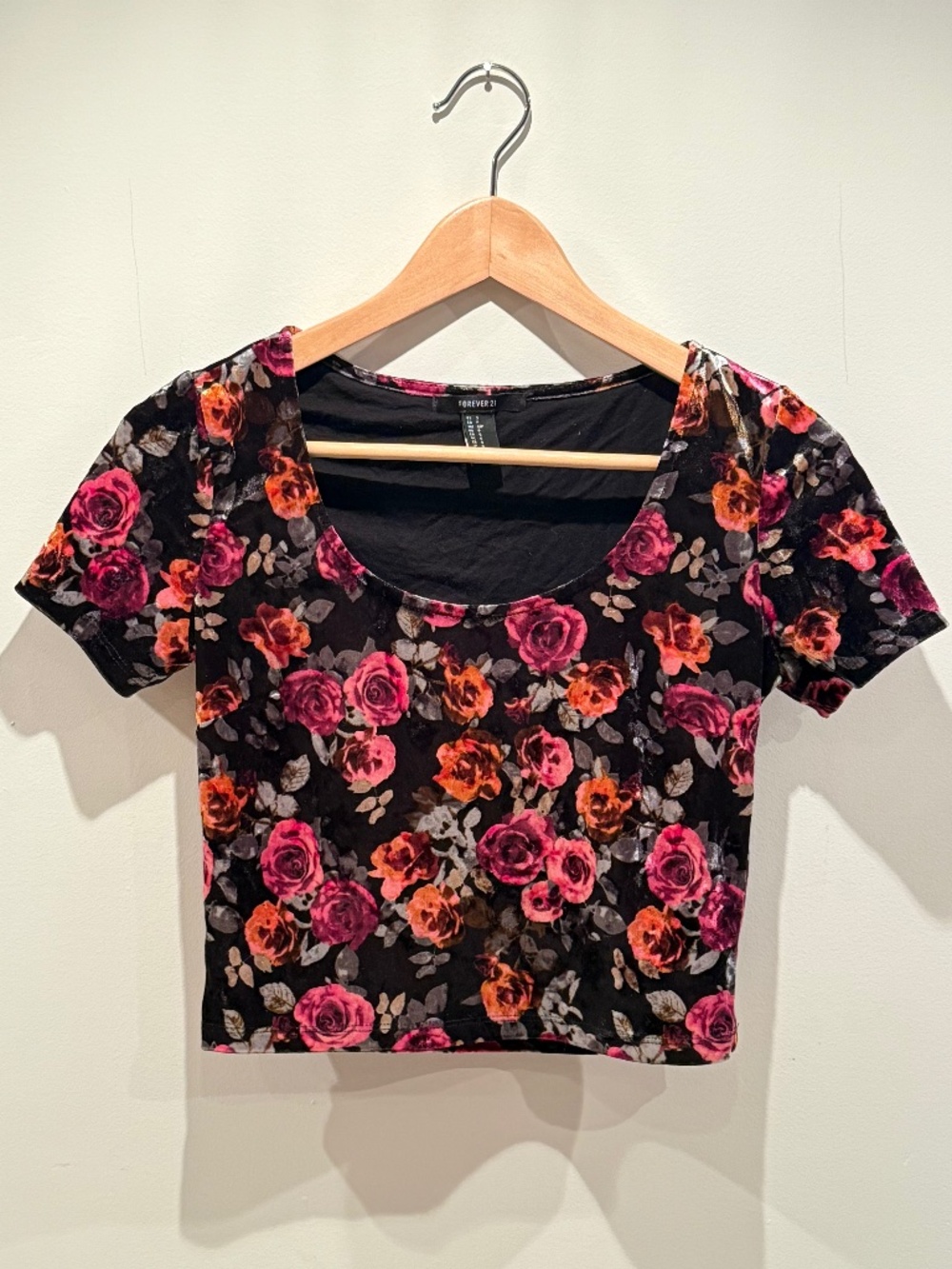Forever 21 velvet floral crop top, size S